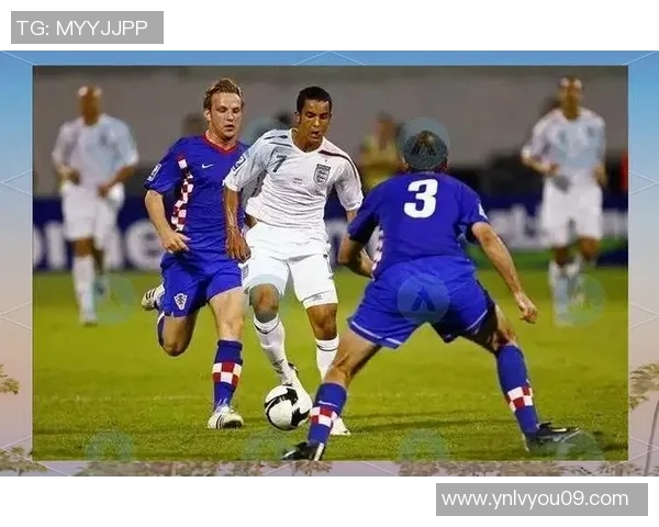 德国足球明星13号的传奇之路与辉煌成就解析